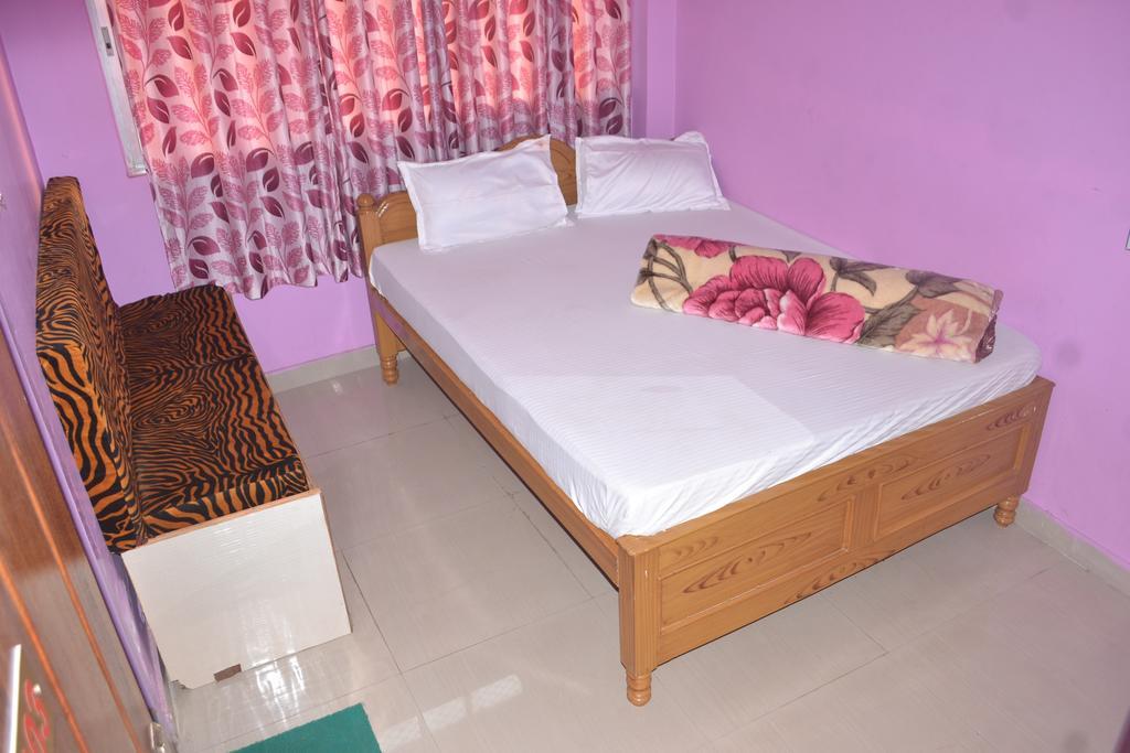 Hotel Sukh Sagar Inn Деогарх Номер фото